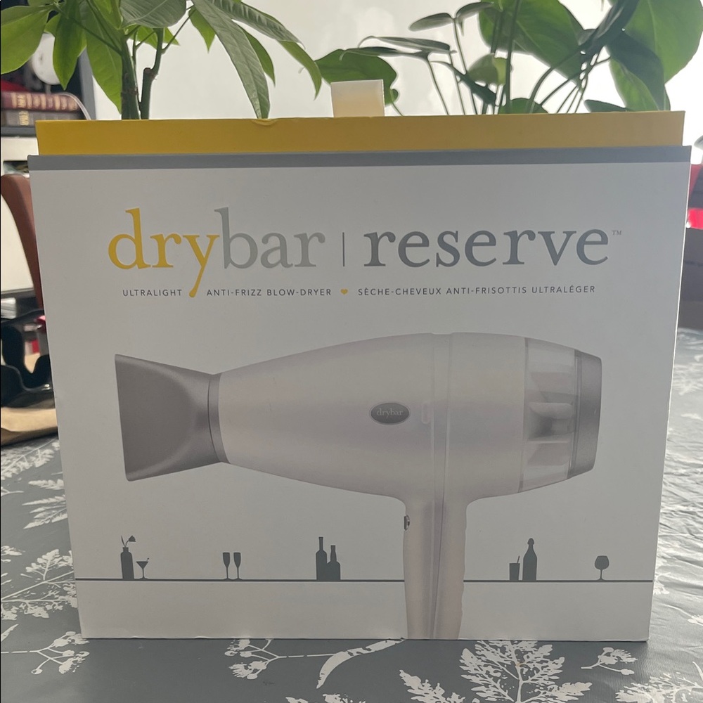 *NEW* Drybar reserve Blow Dryer